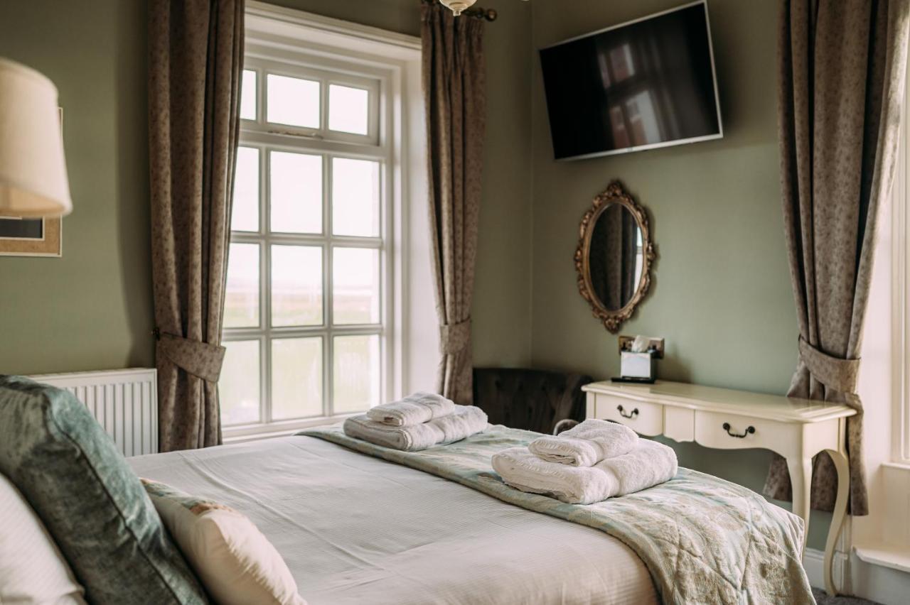 The Queens Hotel Lytham St Annes Exteriör bild